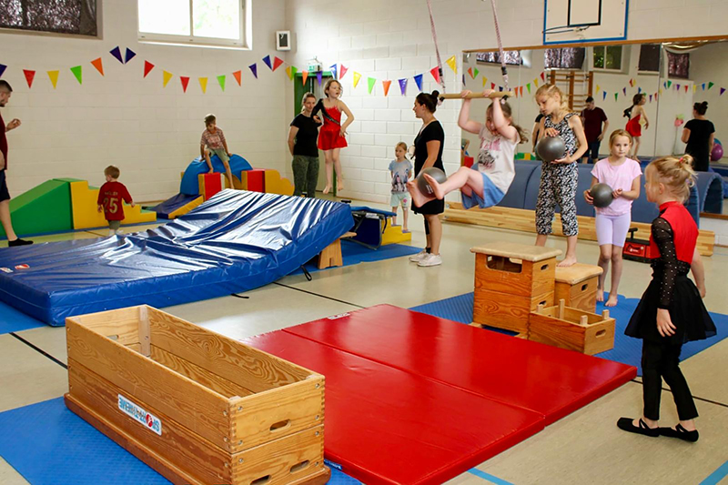 hp Ab in die Ferien Turn und Tanzkinder 800 x 533